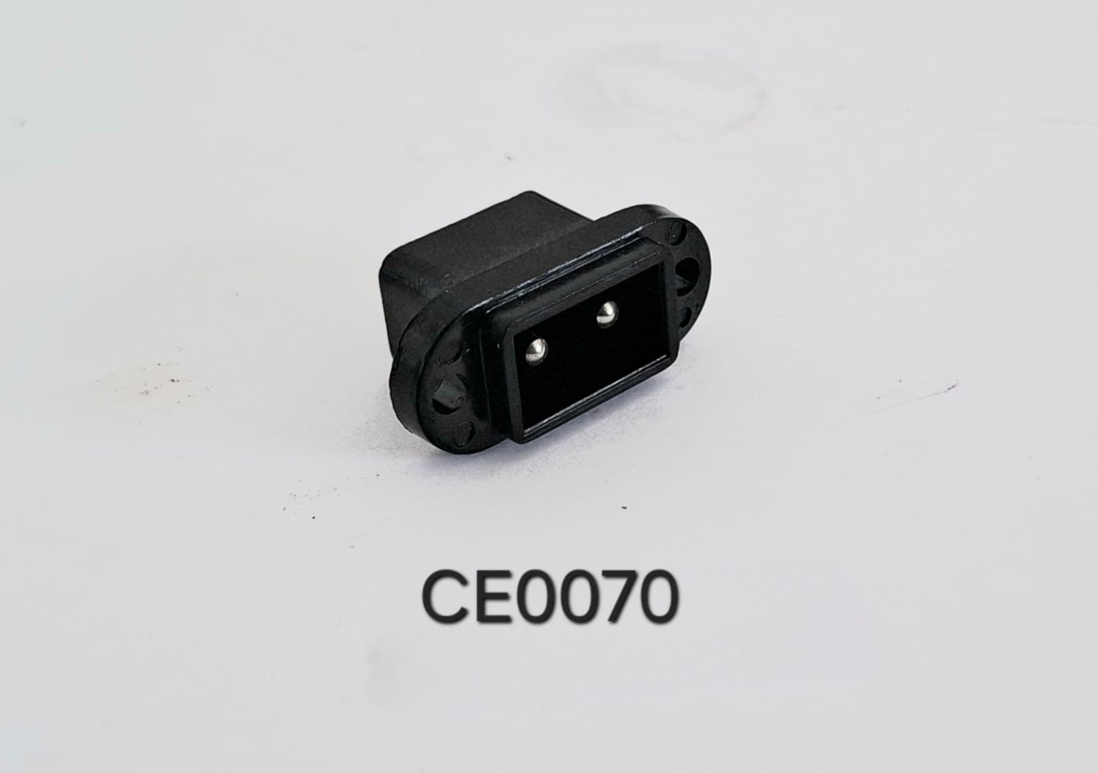 CONNECTEUR FEMELLE